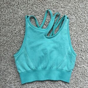 Gymshark cropped workout tank top